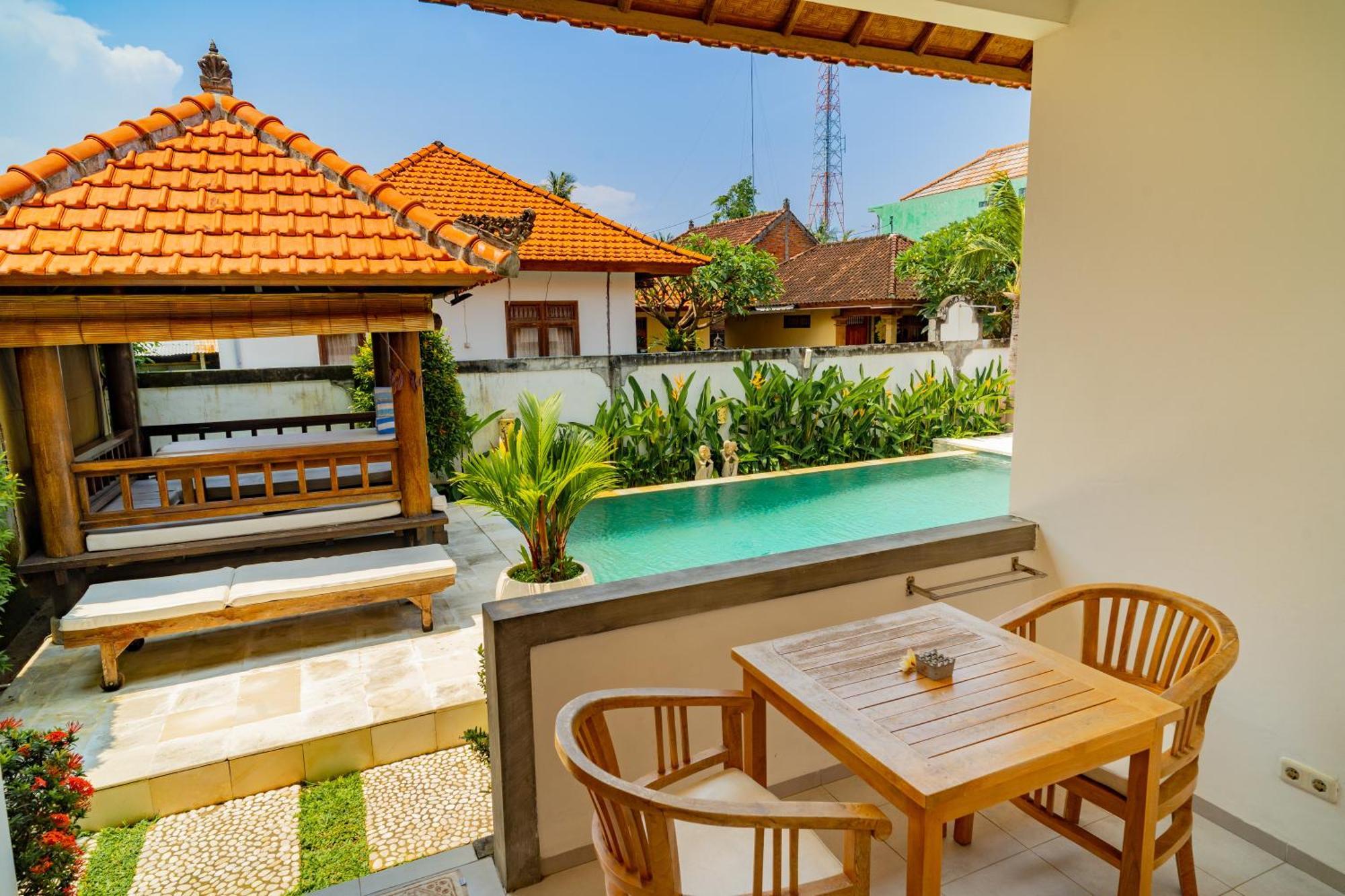 Villa Seruni Lovina Exteriör bild